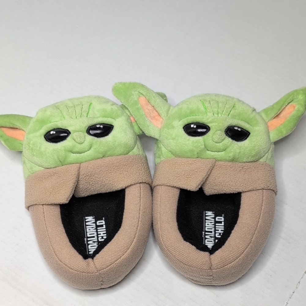 Star Wars The Mandalorian Grogu Slippers